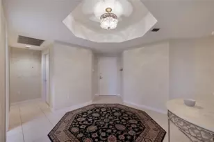 1800 Benjamin Franklin Dr, Sarasota, FL 34236 - Photo 5