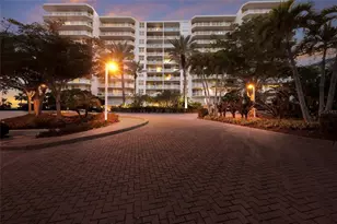 1800 Benjamin Franklin Dr, Sarasota, FL 34236 - Photo 59