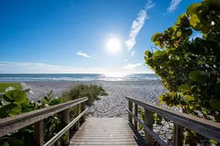 561 Birdie Ln, Longboat Key, FL 34228 - Photo 49