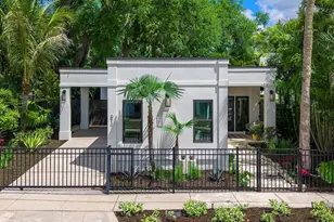 617 Madison Ct, Sarasota, FL 34236 - Photo 1