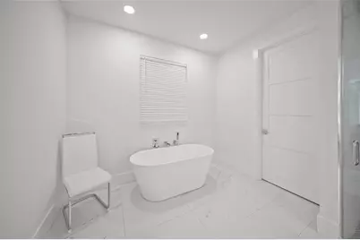 3319 S Osprey Avenue, Sarasota, FL 34239 - Photo 17