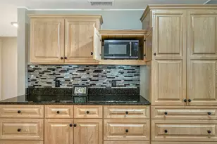 3818 Gocio Rd, Sarasota, FL 34235 - Photo 15