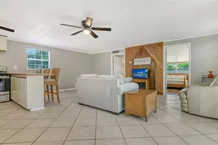 3818 Gocio Rd, Sarasota, FL 34235 - Photo 37