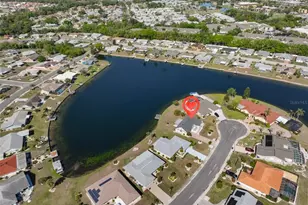 405 Blackhawk Cir, Sun City Center, FL 33573 - Photo 5