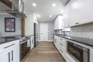 405 Blackhawk Cir, Sun City Center, FL 33573 - Photo 35