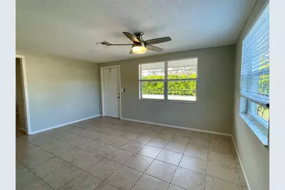 619 Shore Road #A, Nokomis, FL 34275 - Photo 7