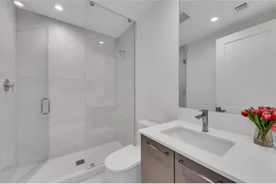 275 1st Avenue S #1904, Saint Petersburg, FL 33701 - Photo 39