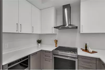 275 1st Avenue S #1904, Saint Petersburg, FL 33701 - Photo 19