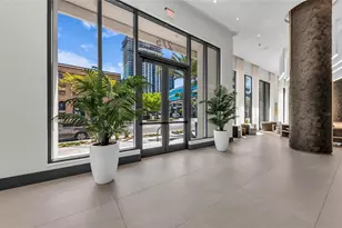 275 1st Ave S, Saint Petersburg, FL 33701 - Photo 5