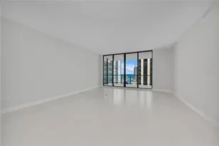 275 1st Ave S, Saint Petersburg, FL 33701 - Photo 27