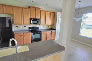 7117 50th Ave Cir E, Palmetto, FL 34221 - Photo 7