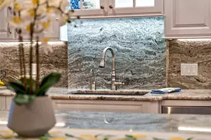 1280 Dolphin Bay Way, Sarasota, FL 34242 - Photo 9