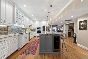 1280 Dolphin Bay Way, Sarasota, FL 34242 - Photo 7