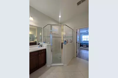 343 Marsh Creek Road, Venice, FL 34292 - Photo 13