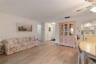 6215 Green View Cir, Sarasota, FL 34231 - Photo 15