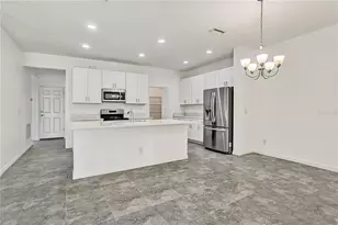 8544 Cache Dr, Sarasota, FL 34240 - Photo 9