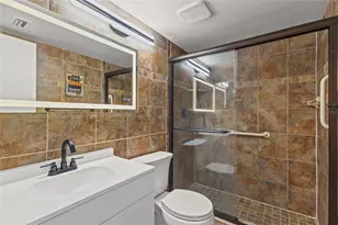 1636 Brookhouse Dr, Sarasota, FL 34231 - Photo 31