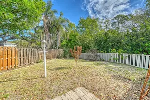 4668 Hamlets Grv Dr, Sarasota, FL 34235 - Photo 43