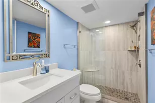 1520 Pelican Point Dr, Sarasota, FL 34231 - Photo 17