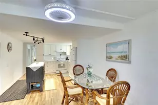 2058 Sun Home St, Sarasota, FL 34231 - Photo 7