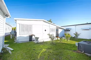 2058 Sun Home St, Sarasota, FL 34231 - Photo 27