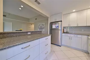 5257 Myrtle Way, Sarasota, FL 34235 - Photo 7