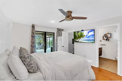 8345 Brandeis Court, Sarasota, FL 34243 - Photo 9