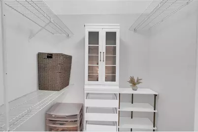 8345 Brandeis Court, Sarasota, FL 34243 - Photo 11