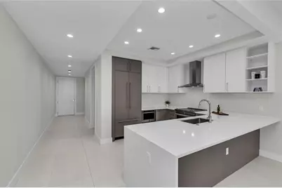 275 1st Avenue S #2204, Saint Petersburg, FL 33701 - Photo 9