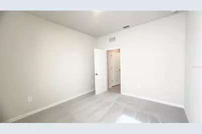 17915 Cantarina Cove, Lakewood Ranch, FL 34211 - Photo 29