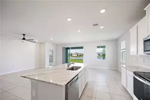 17915 Cantarina Cove, Lakewood Ranch, FL 34211 - Photo 5