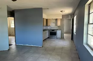 1508 54th Ave Dr W, Bradenton, FL 34207 - Photo 15