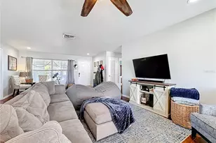 1521 Banyan Dr, Venice, FL 34293 - Photo 11