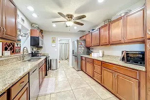 1521 Banyan Dr, Venice, FL 34293 - Photo 15