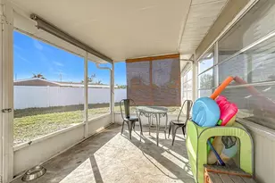 1521 Banyan Dr, Venice, FL 34293 - Photo 45