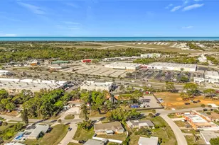 1521 Banyan Dr, Venice, FL 34293 - Photo 53