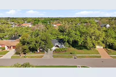 6519 Waterford Circle, Sarasota, FL 34238 - Photo 5