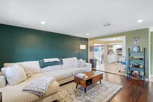 4130 57th Ave N, Saint Petersburg, FL 33714 - Photo 7