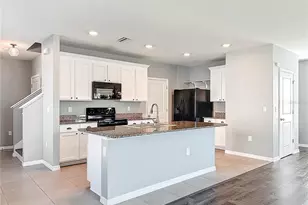 5202 San Palermo Dr, Bradenton, FL 34208 - Photo 9