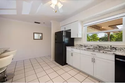 4522 Narraganset Trail #84, Sarasota, FL 34233 - Photo 7