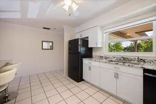 4522 Narraganset Trail, Sarasota, FL 34233 - Photo 7