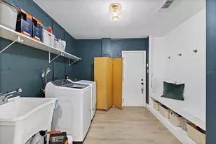 6410 38th Ave Cir W, Bradenton, FL 34209 - Photo 23