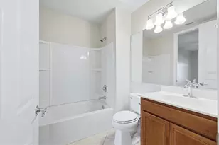 1572 Ernesto Dr, Sarasota, FL 34238 - Photo 25