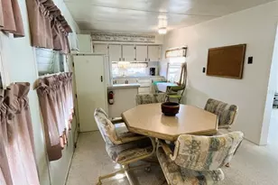 1805 Pennsylvania Ave, Bradenton, FL 34207 - Photo 9