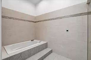 3481 Bayou Sound, Longboat Key, FL 34228 - Photo 31