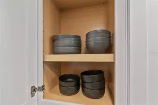 433 Cerromar Ln, Venice, FL 34293 - Photo 11