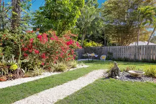 455 S Shore Dr, Sarasota, FL 34234 - Photo 39