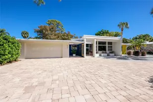 455 S Shore Dr, Sarasota, FL 34234 - Photo 59