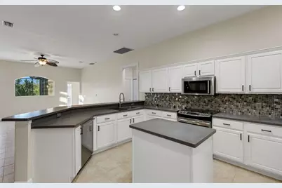 11011 Hyacinth Place, Lakewood Ranch, FL 34202 - Photo 71