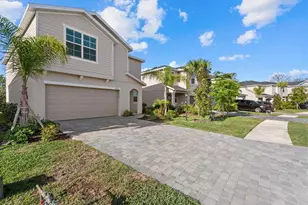 13925 Lilac Sky Ter, Bradenton, FL 34211 - Photo 3